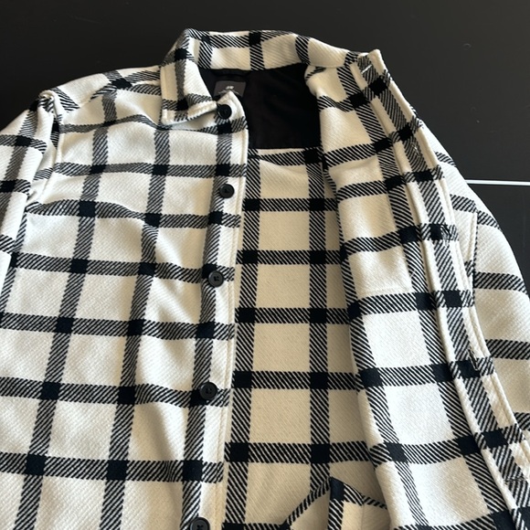 Pattern Stitch Jacket - Picture 3 of 3